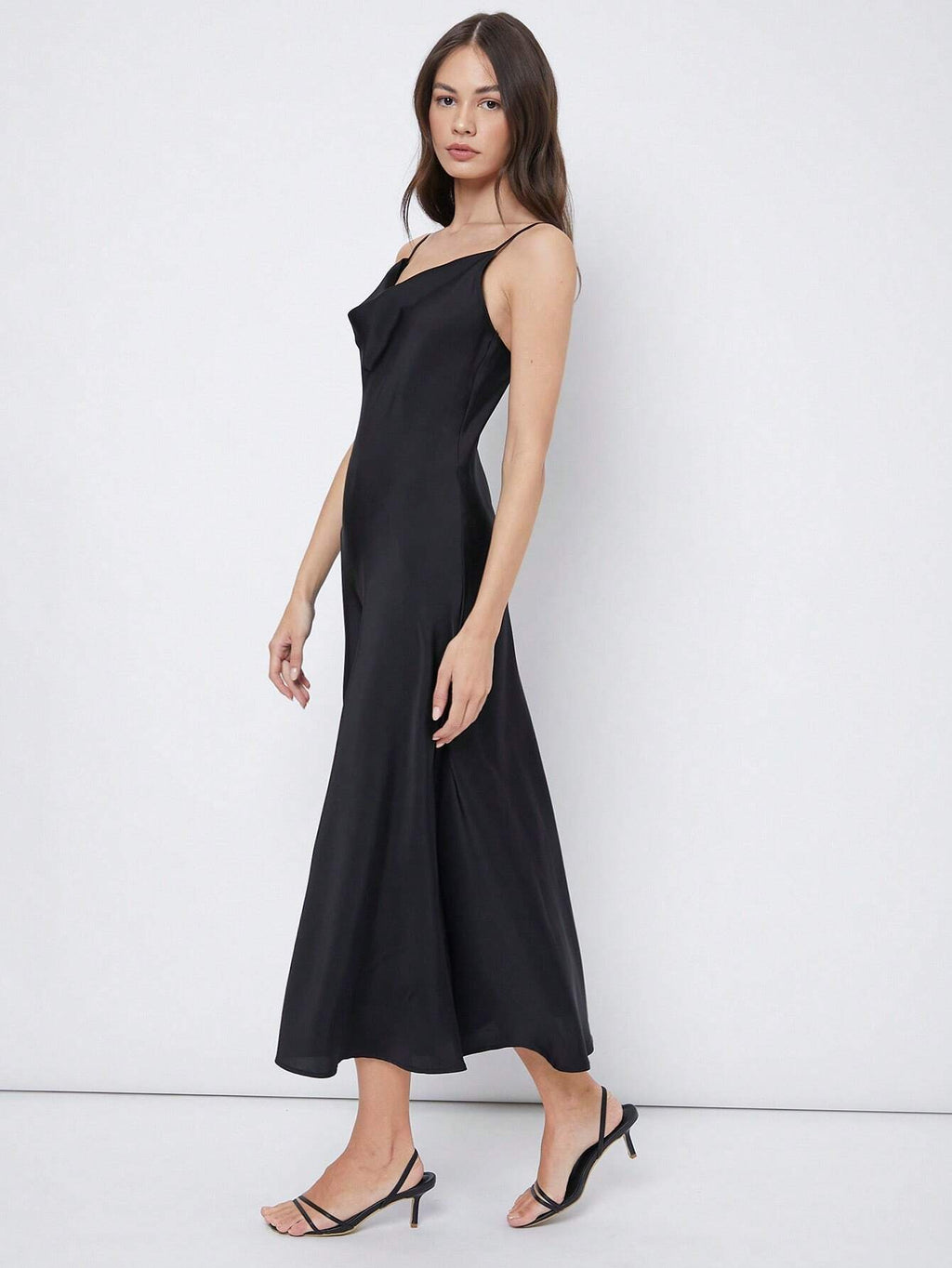 Neck sling dress