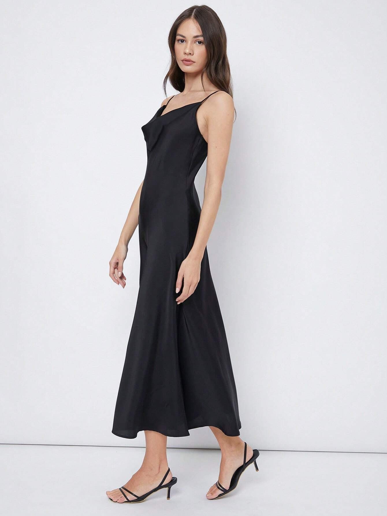 Neck sling dress