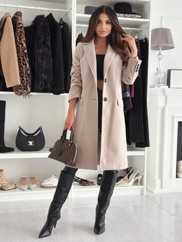 Simple long-sleeved solid-color pocket jacket