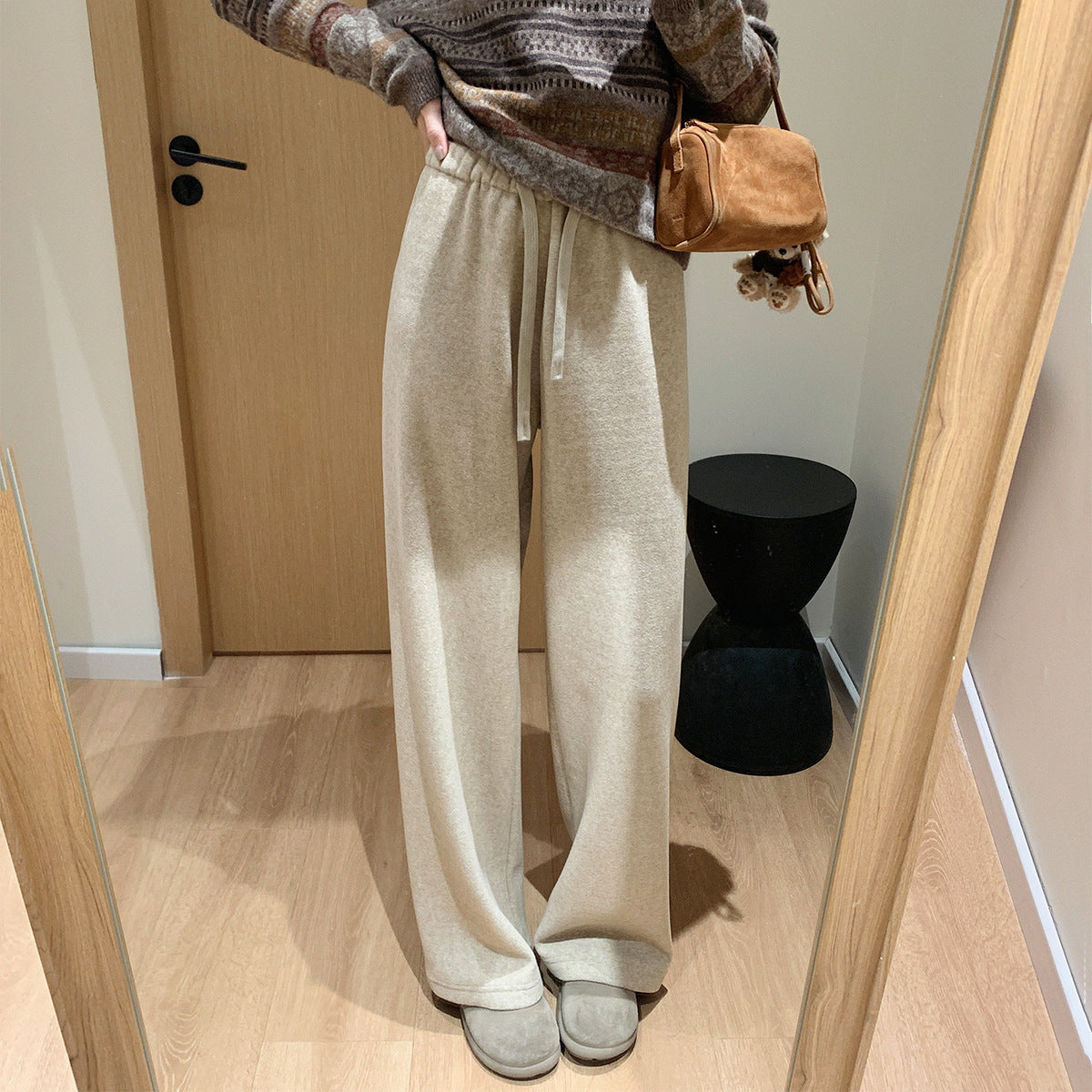 One-piece straight sweatpants