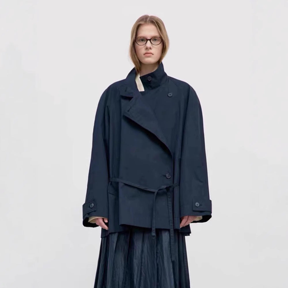Medium trench coat