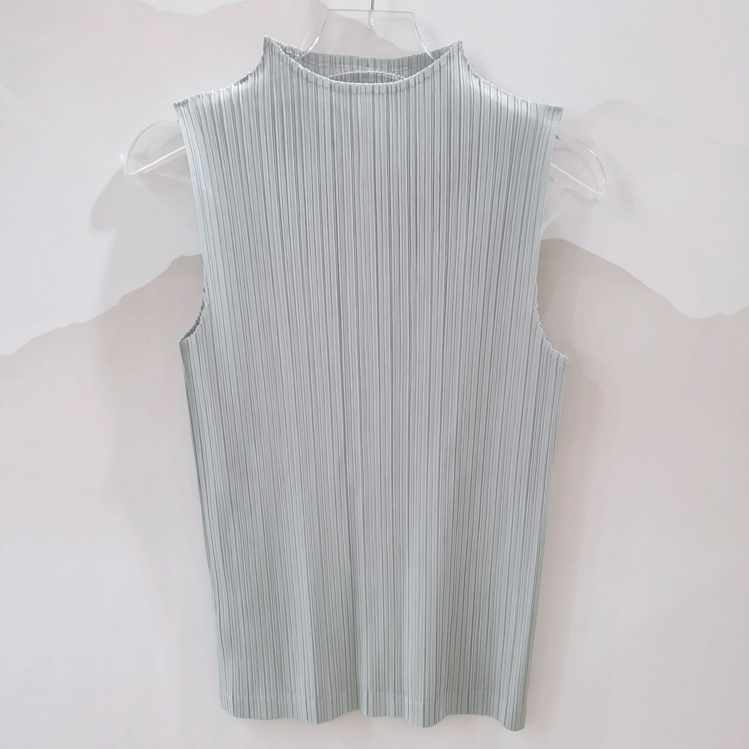 High Neck Sleeveless Retro High-End T-Shirt