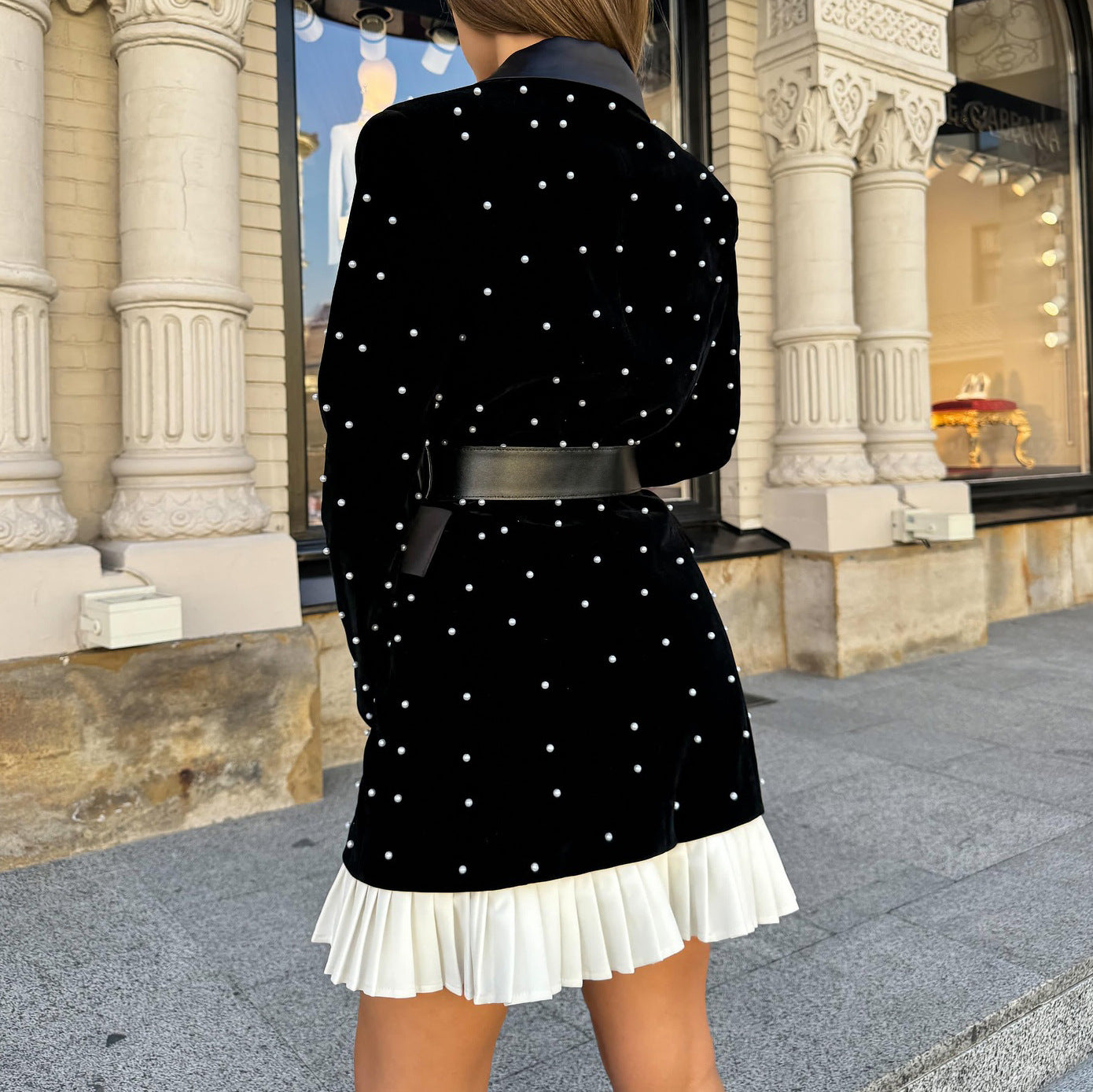 Splicing pearl rivet suit skirt