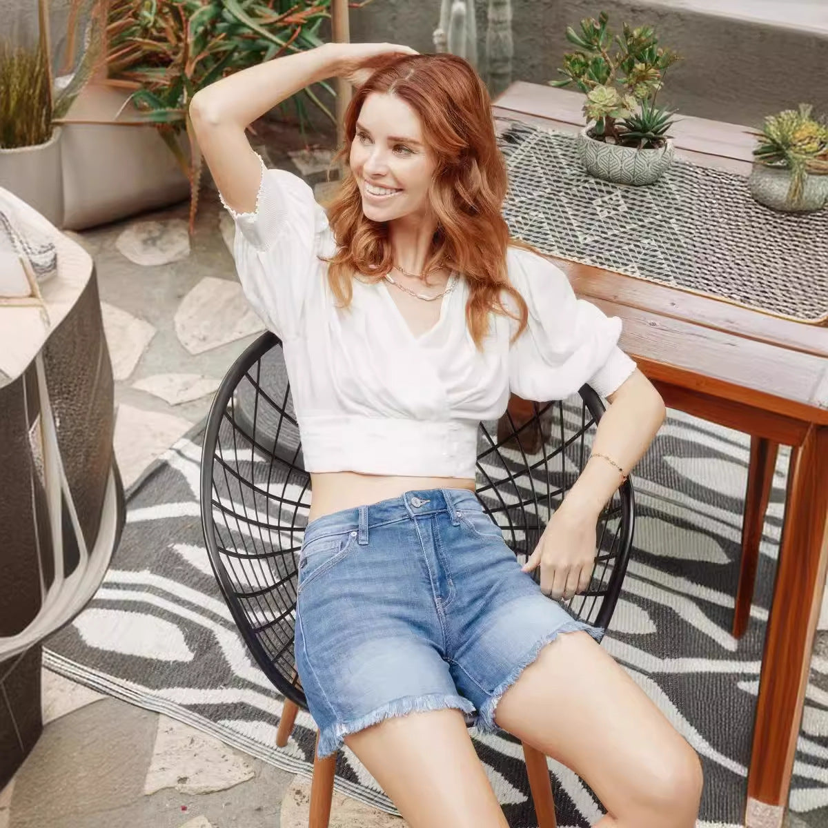 Slim-fit denim ripped denim shorts