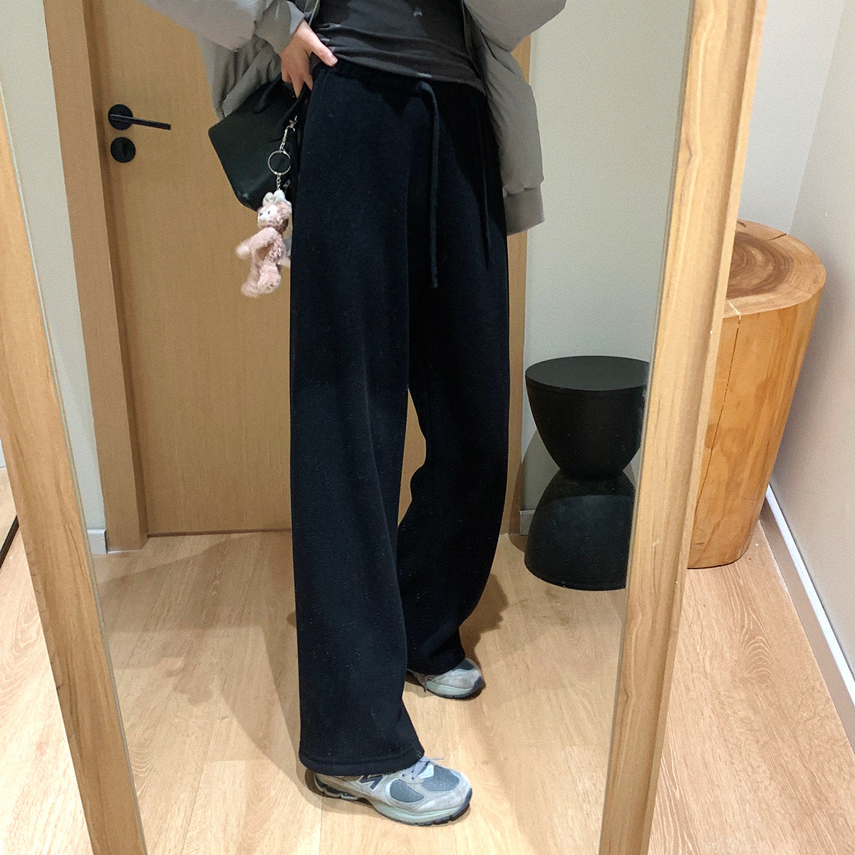 One-piece straight sweatpants